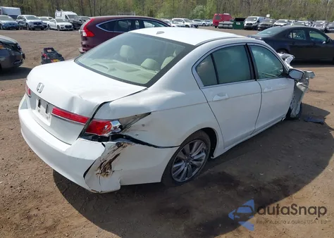 2012 Honda Accord 2.4 Ex-L из США, поврежденный, VIN 1HGCP2F89CA215829